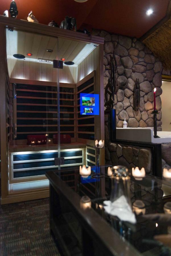 Mariaggi'S Theme Suite Hotel & Spa Winnipeg Ngoại thất bức ảnh
