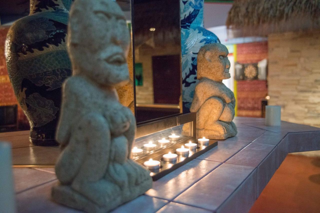 Mariaggi'S Theme Suite Hotel & Spa Winnipeg Ngoại thất bức ảnh